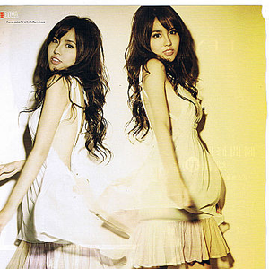 英国美女裸体同性自慰
